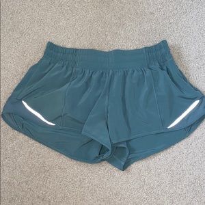 Lululemon Hotty Hot shorts